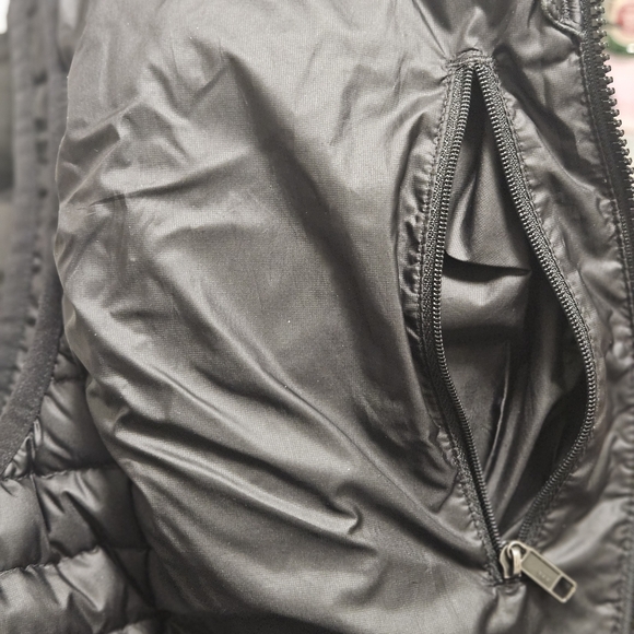 PATAGONIA DOWN PUFFER VEST BLACK LARGE - Picture 7 of 12